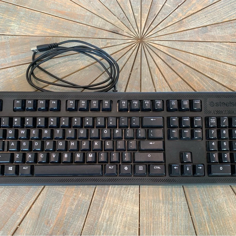 Steelseries Apex 100 Keyboard